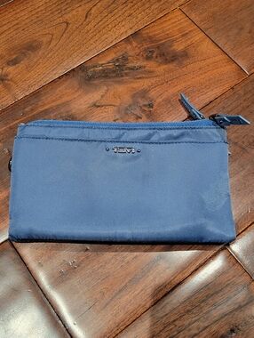 TUMI Voyageur Double-Zip Wristlet (Missing Strap)